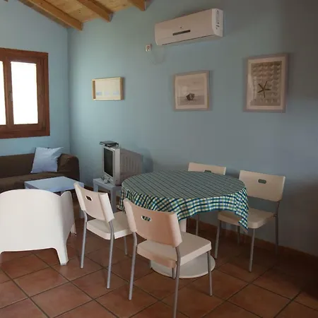 Cabanas Canovas Sierra Norte Sevilla * Constantina